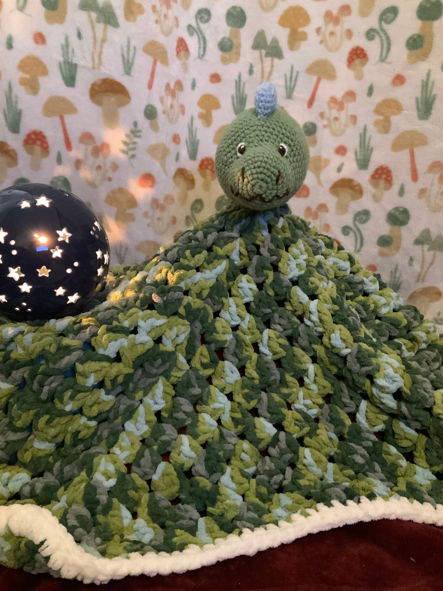 Drowsy Dino blanket